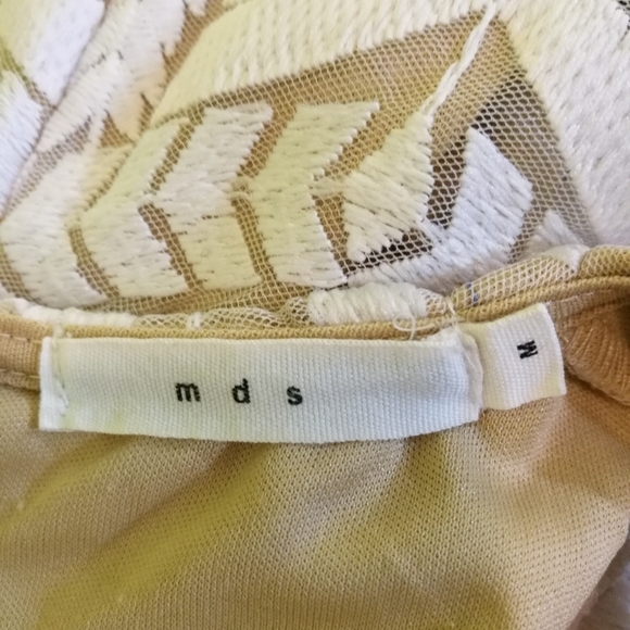 XS MDS Embroidered Lace White Dress - Picture 7 of 13